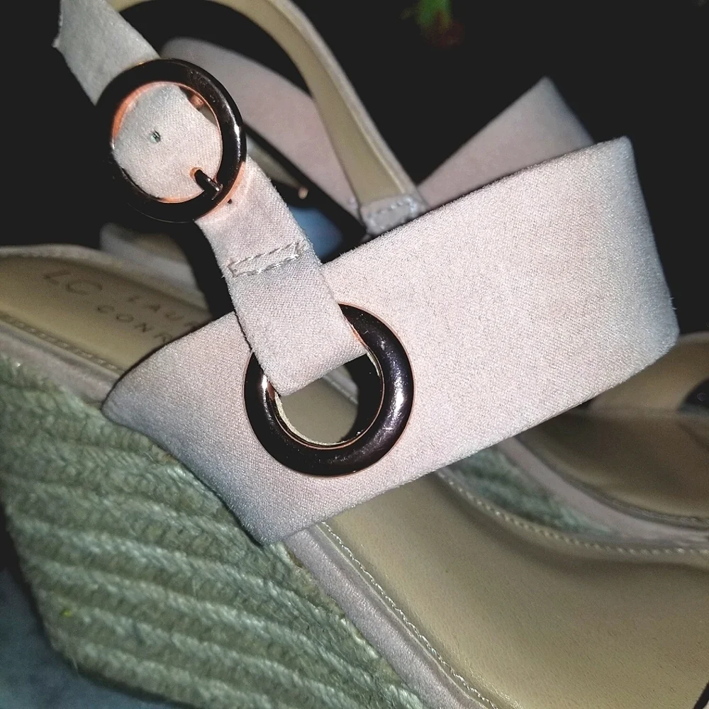 LC Lauren Conrad Sherbet/Natural wedge sandals